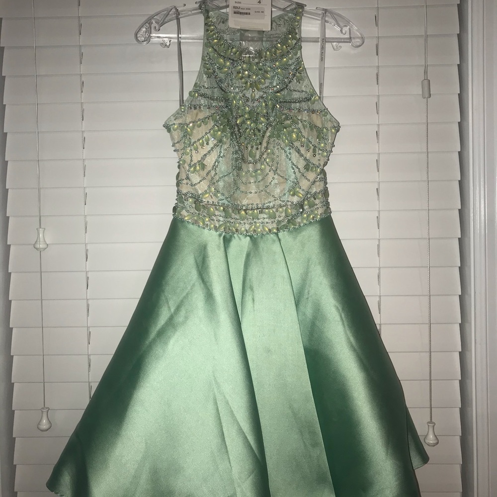 Rachel Allan prom dress